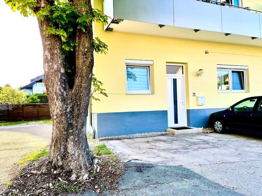 Schoene Wohnung Mit Eigenen Eingang Und Terrasse Gosseling 외부 사진