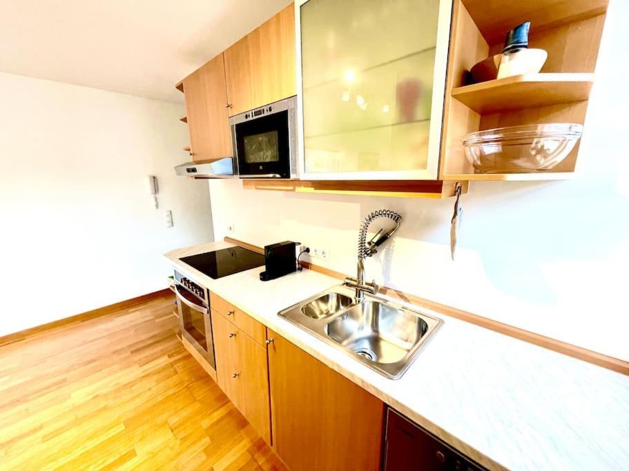 Schoene Wohnung Mit Eigenen Eingang Und Terrasse Gosseling 외부 사진